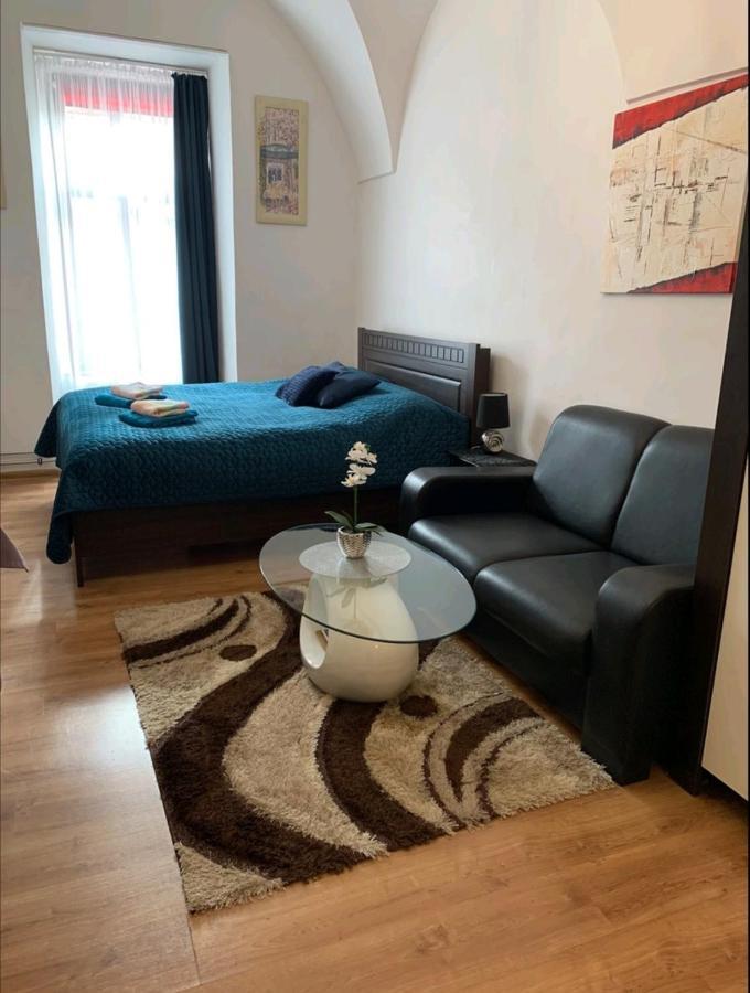Alzbetina 15 - Dream Apartman Кошице Экстерьер фото